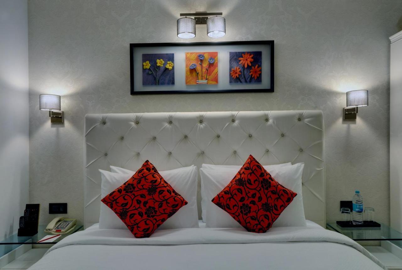 The Fern Residency Rajkot Hotel Екстериор снимка