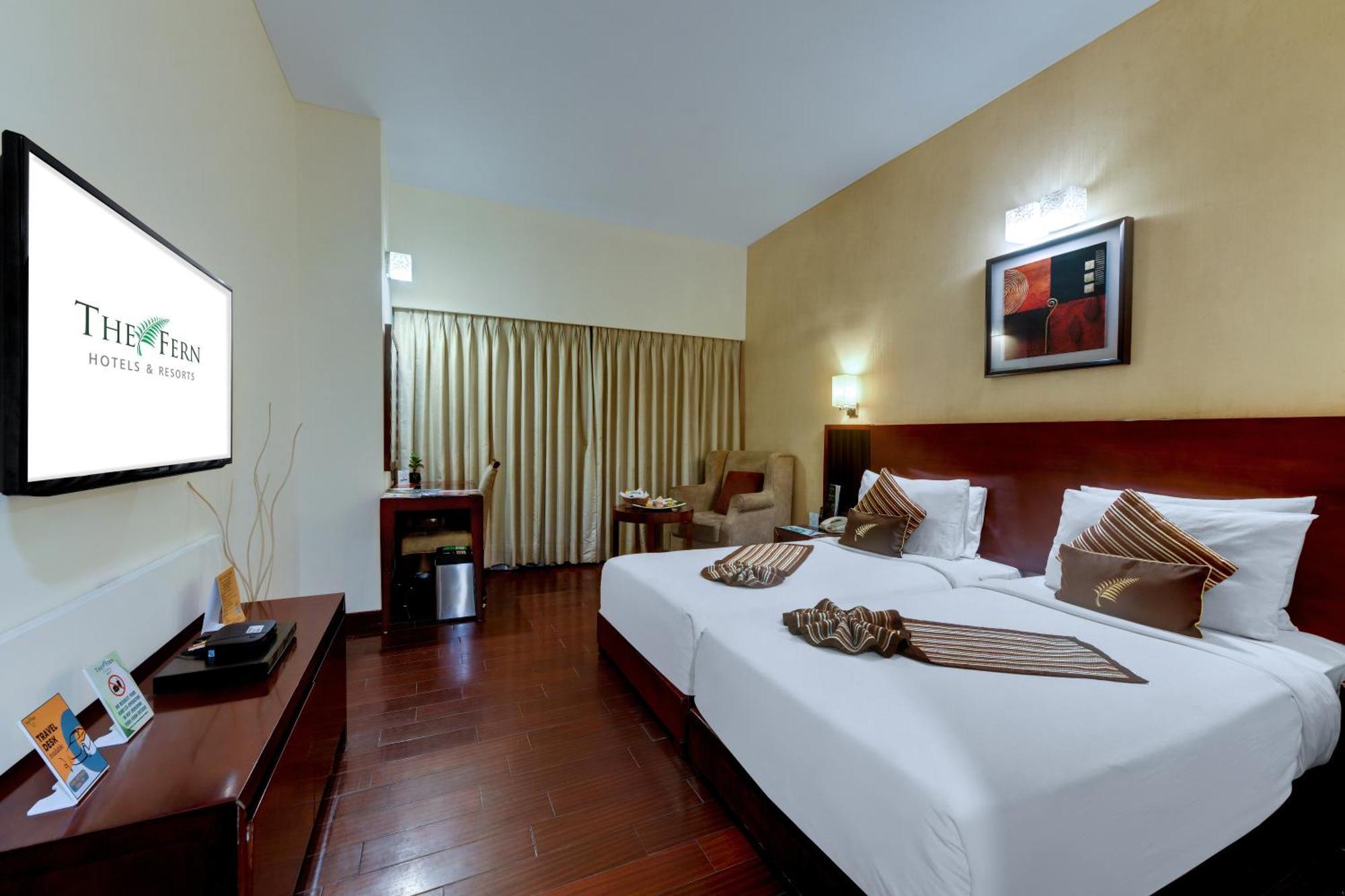 The Fern Residency Rajkot Hotel Екстериор снимка